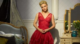 Samaire Armstrong Pictures