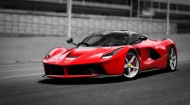 Ferrari Laferrari Download for desktop