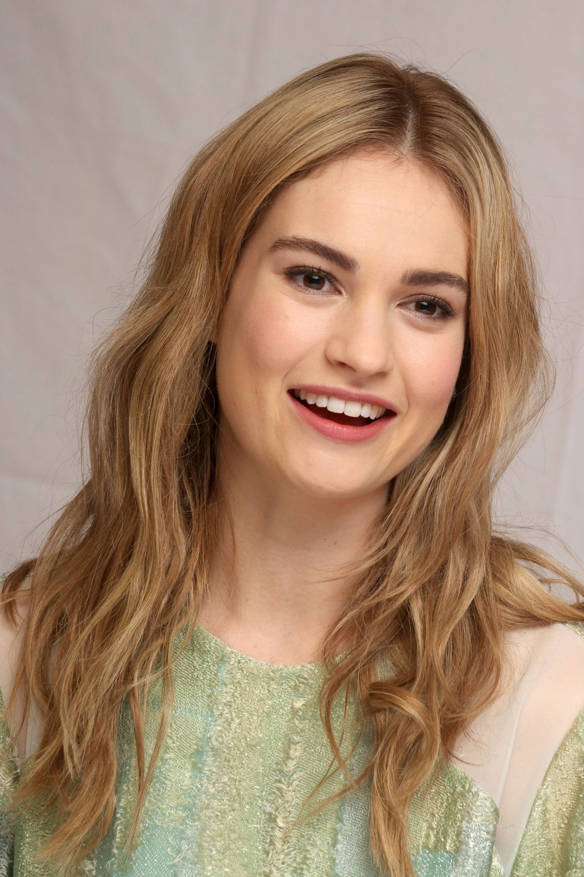 Lily James #131008 Wallpapers High Quality | Download Free