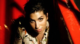Amy Winehouse Wallpaper Download Free