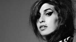 Amy Winehouse Wallpaper Free