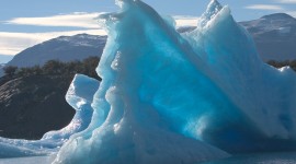 Iceberg Desktop Wallpaper