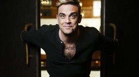 Robbie Williams Wallpaper Download Free