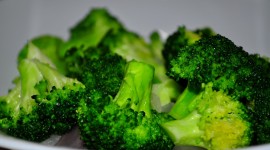 Broccoli Desktop Wallpaper