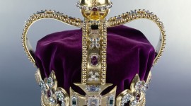 Crown Wallpaper For IPhone Free