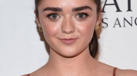 Maisie Williams Wallpaper For Android