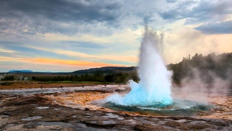 Geyser wallpapers high quality