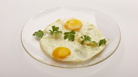 4K Fried Eggs Desktop Wallpaper For PC