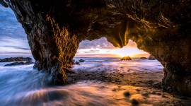 Beach With Caves Best Wallpaper