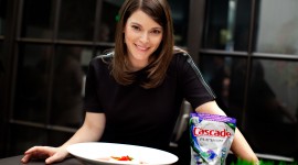 Gail Simmons Picture Download