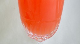 Grapefruit Juice Wallpaper For Mobile