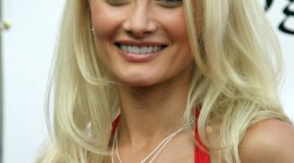 Holly Madison Wallpaper For IPhone Free
