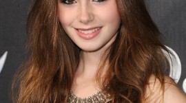 Lily Collins Wallpaper For IPhone Download