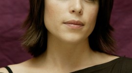 Neve Campbell Wallpaper Free
