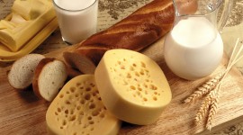 4K Cheese With Bread Wallpaper Gallery
