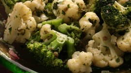 Broccoli Dishes Wallpaper