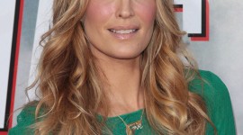 Molly Sims Wallpaper For IPhone