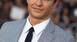 Dave Franco Wallpaper For IPhone Free