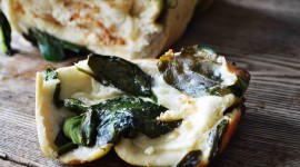 Bread With Spinach Photo Download