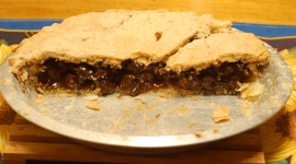 Pie With Raisins Wallpaper For PC