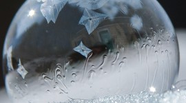 Frozen Bubbles Desktop Wallpaper For PC