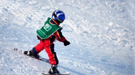 Kids Skis Wallpaper Free