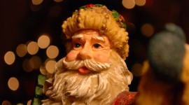 The Santa Claus Figurine Wallpaper 1080p