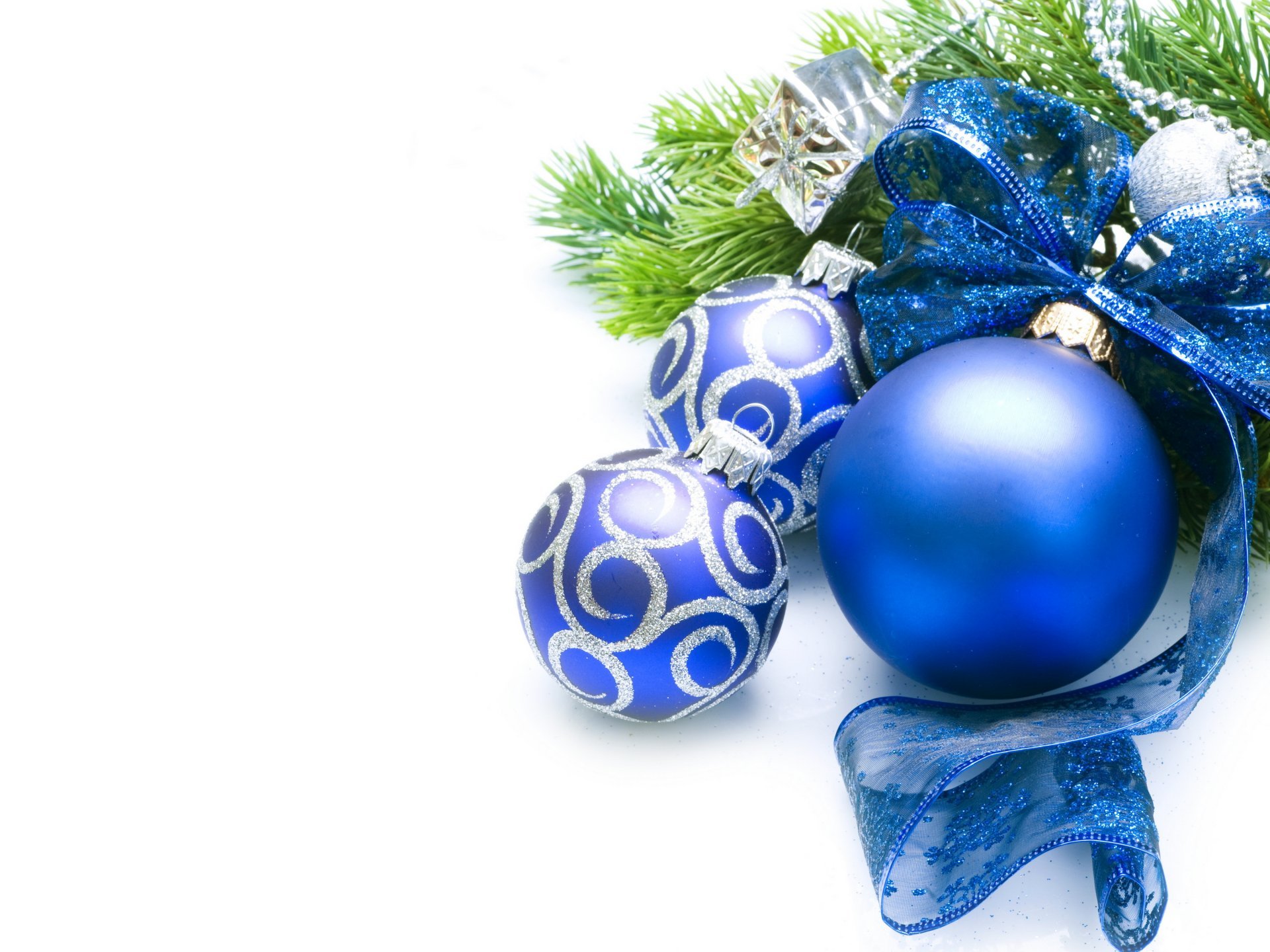 Blue Christmas Balls Wallpapers High Quality | Download Free