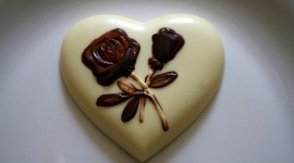 Chocolate Heart Wallpaper Download