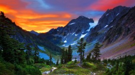 Sunset In The Mountains Wallpaper Full HD
