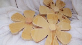 Wooden Flowers Wallpaper For PC