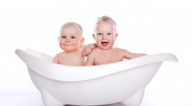 Children Bath Desktop Wallpaper For PC