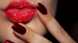 Shiny Lips Photo Download