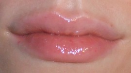 Shiny Lips Photo#1