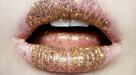 Shiny Lips Wallpaper Gallery