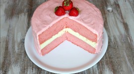 Strawberry Cake Photo