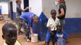 Volunteers In Africa Wallpaper Free