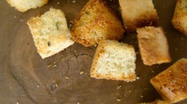 Homemade Croutons With Garlic Wallpaper 1080p