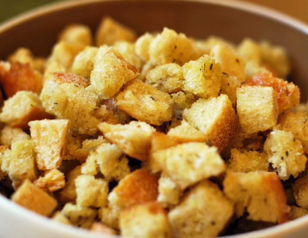 Homemade Croutons With Garlic wallpapers HD