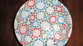 Painted Dishes Desktop Wallpaper