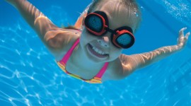 Children In The Pool Wallpaper Free