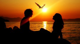 Lovers At Intimate Sunset Wallpaper 1080p