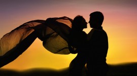 Lovers At Intimate Sunset Wallpaper Full HD