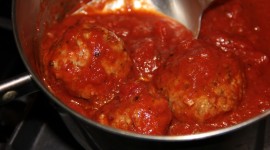 Meatballs In Tomato Sauce Wallpaper 1080p
