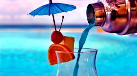 4K Colorful Cocktails Wallpaper Free