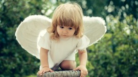 Little Angel Best Wallpaper