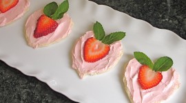 Strawberry Heart Photo Download