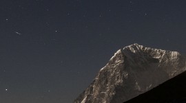 4K Night Wallpaper For IPhone