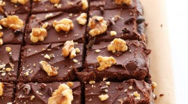 Brownie With Nuts Wallpaper For Mobile#1