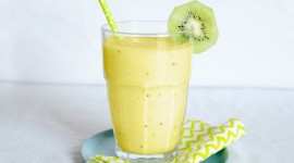 Kiwi And Pineapple Smoothie Photo